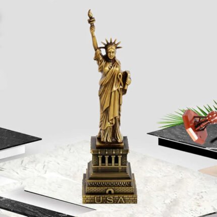 Metal Statue of Liberty Model